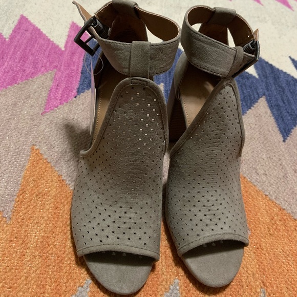 Taupe Open Toe Chunky Block Heel Ankle Bootie - Picture 3 of 5